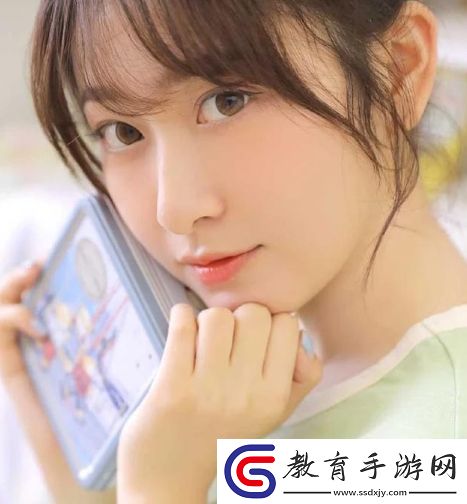 大奉打更人插花弄玉成語意思