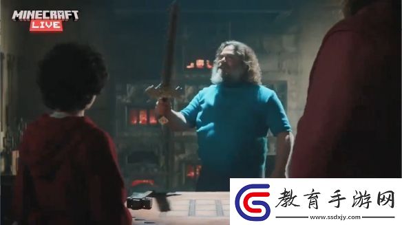 游改電影我的世界“造劍”片段公開！2025年上映