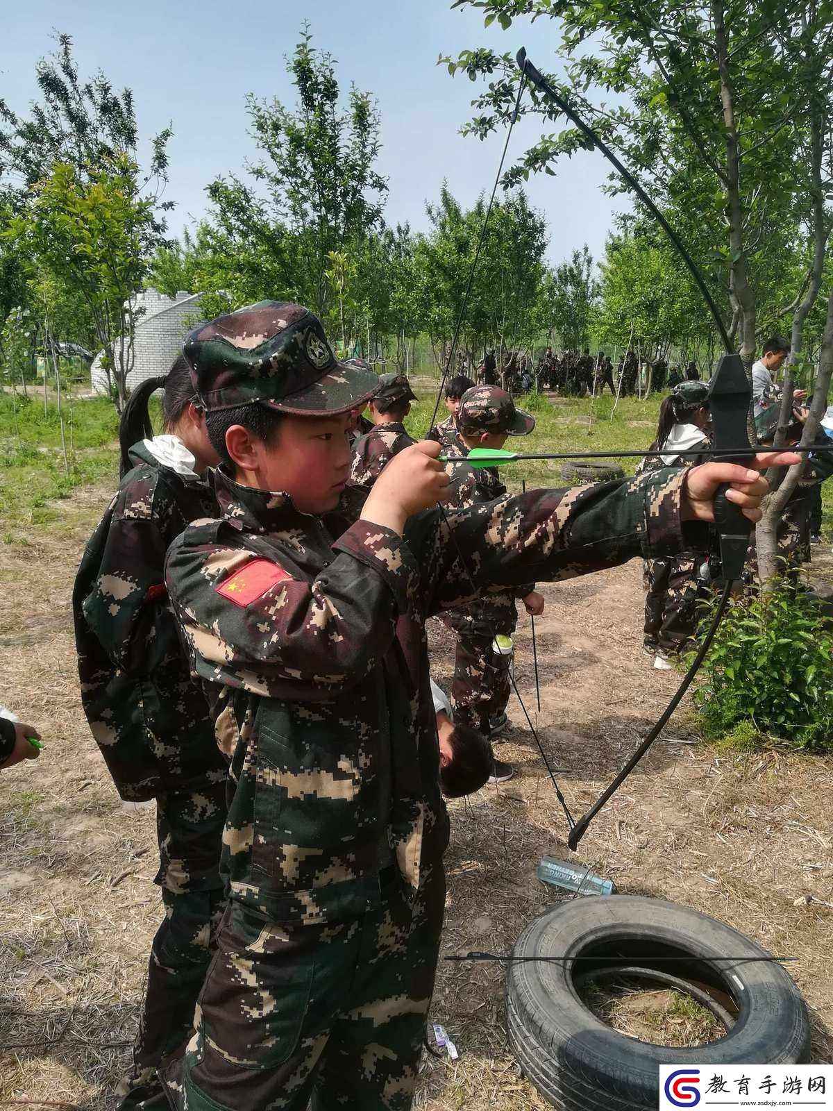 五大奇兵勇闖深山