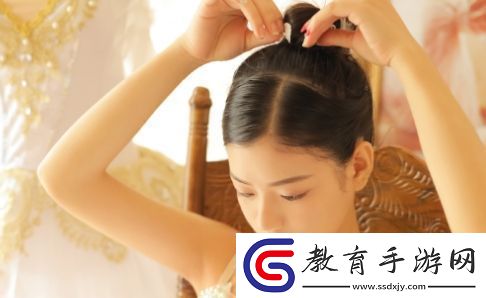 香蕉櫻桃水蜜桃獼猴桃菠蘿