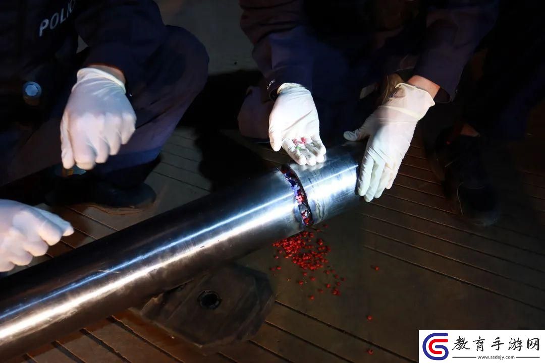 揭秘