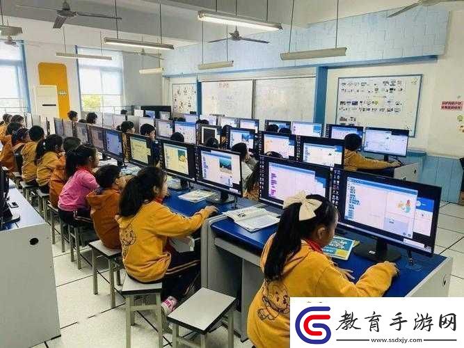 上課打開遙控器開關開啟課堂之旅