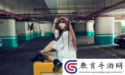 女學生被c扒衣服