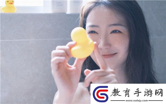 二人生猴子全程不蓋被子