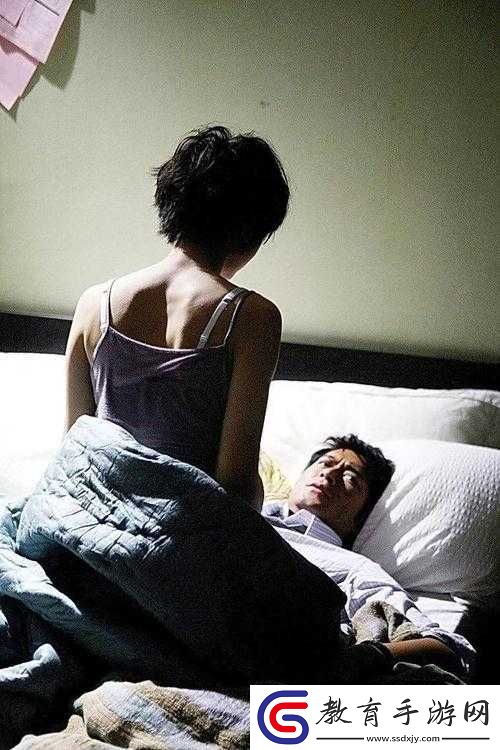女生和男生一起相嗟嗟嗟