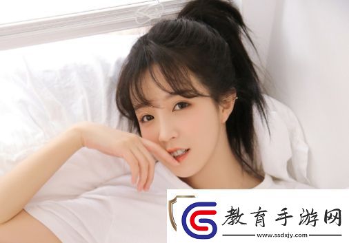 剛開始拒絕后來慢慢接受視頻中展現了哪些情感轉折這個過程是否值得深思