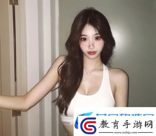一面膜胸口一面吃下部位片段