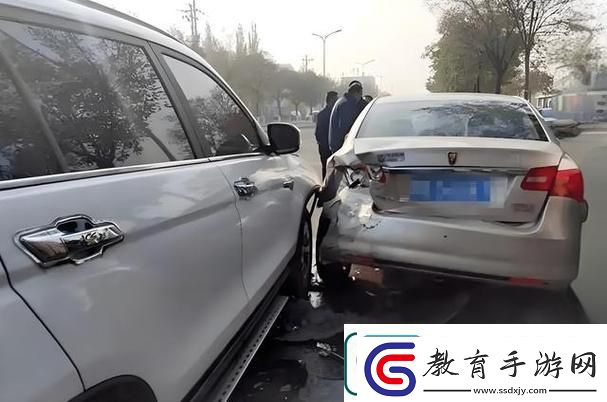 “違章停擺
