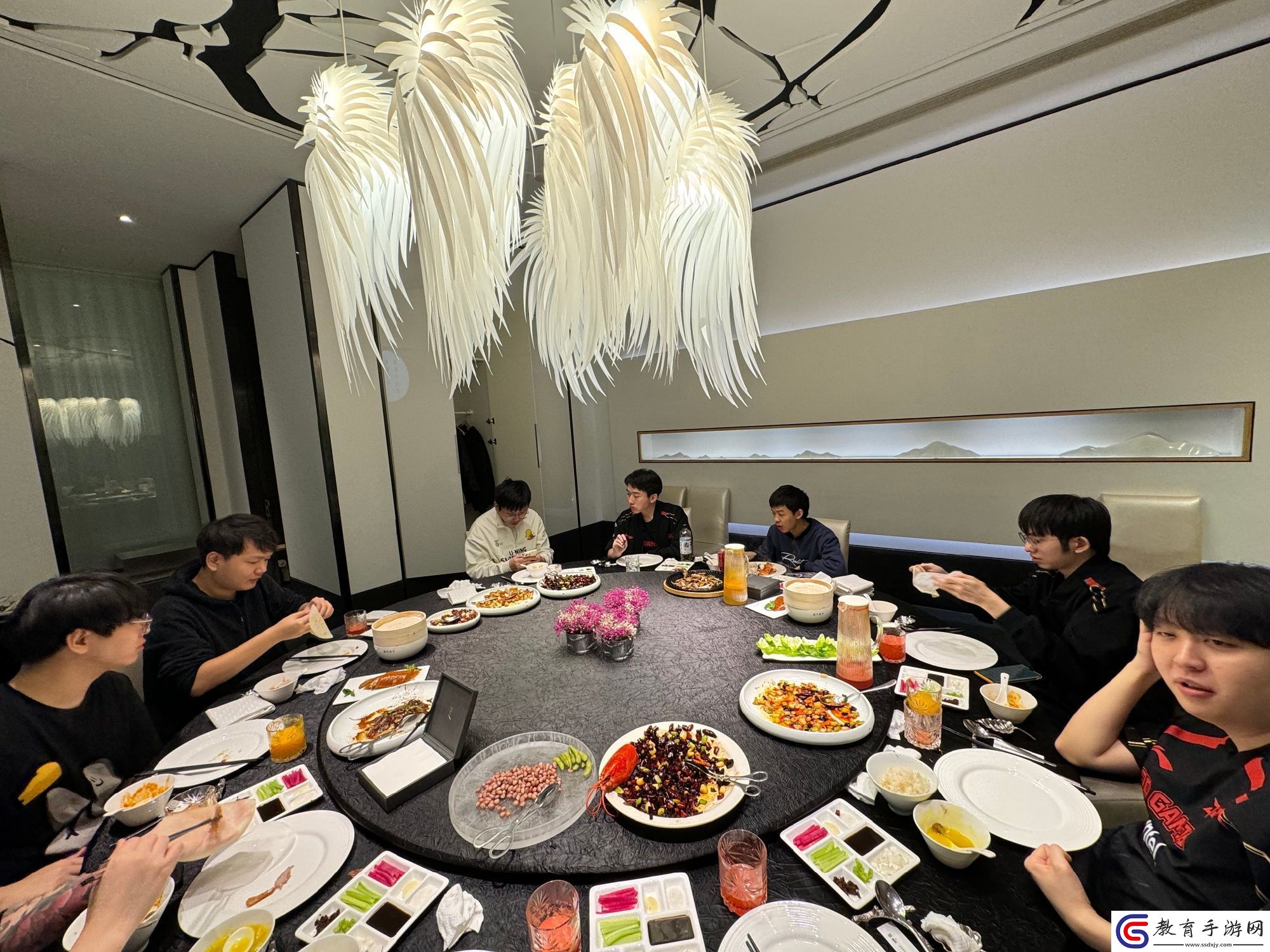 回LCK開始攻擊中國Ruler吐槽中國伙食差實際在JDG手拿兩碗大肆干飯