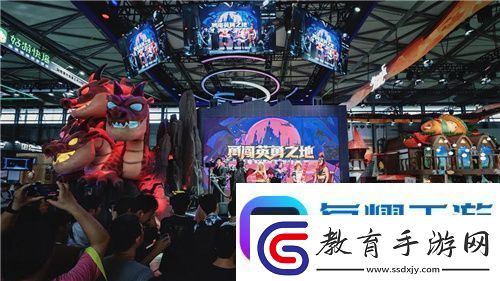 巨大魔龍吸引玩家排隊(duì)