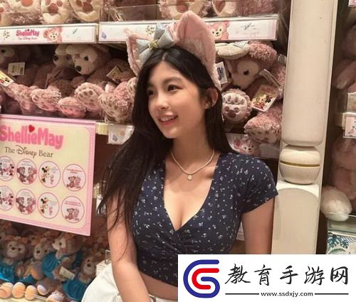 日本夫妻二人一起入住酒店溫馨浪漫