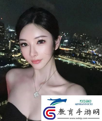 老人船上弄雨荷